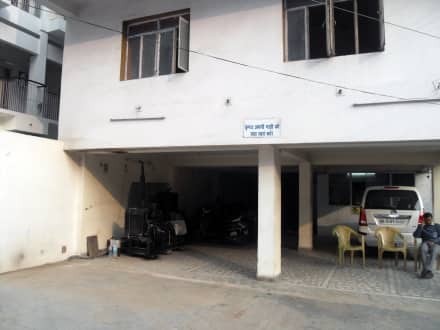 Hotel Paras Executive